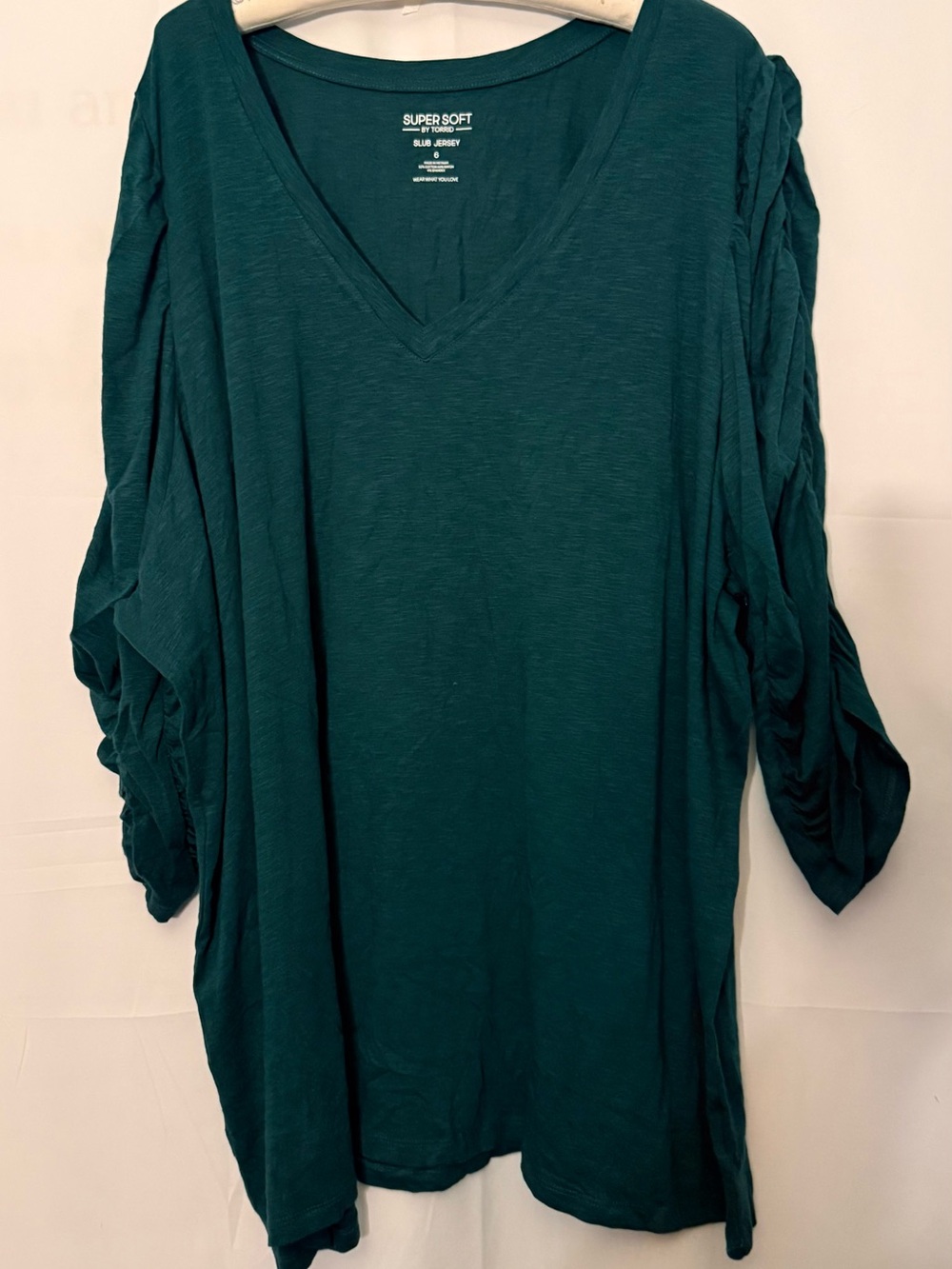Torrid Green V-Neck Slub Jersey With Ruched Sleeves Size 6 (6X) NWT